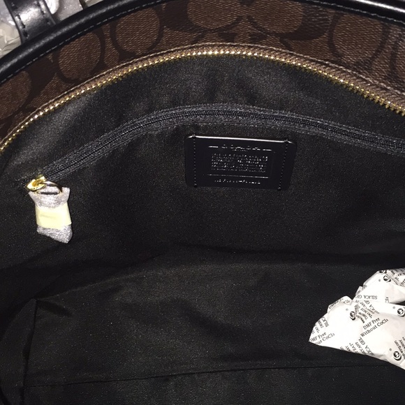 LARGE COACH signature city zip tote NEW WITH TAGS - Picture 6 of 7